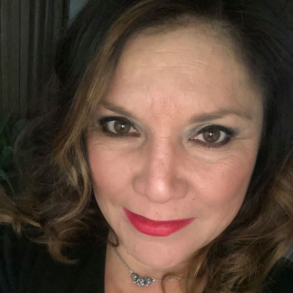 Meet your Posher, Esther